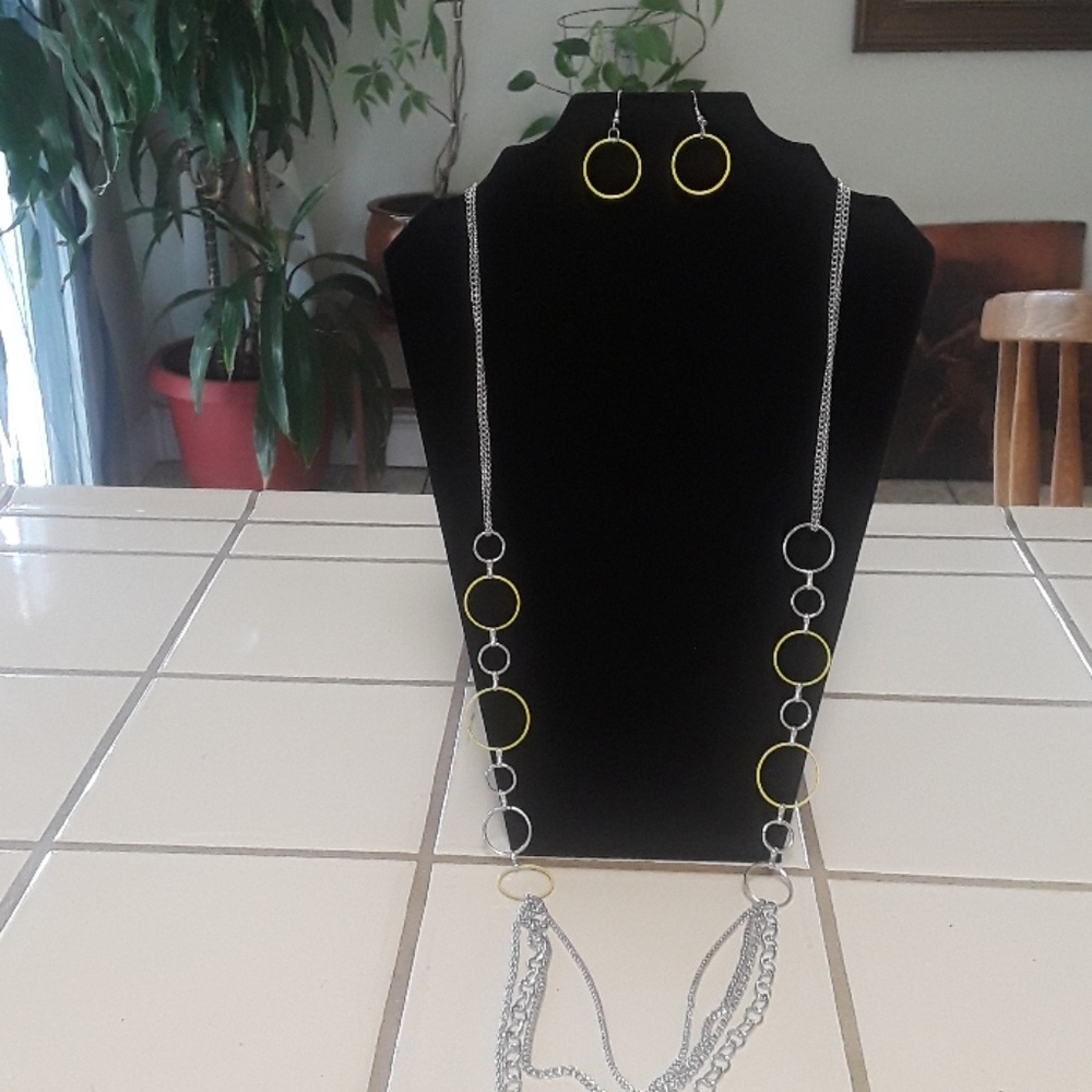 Beautifully Bubbly Yellow Necklace